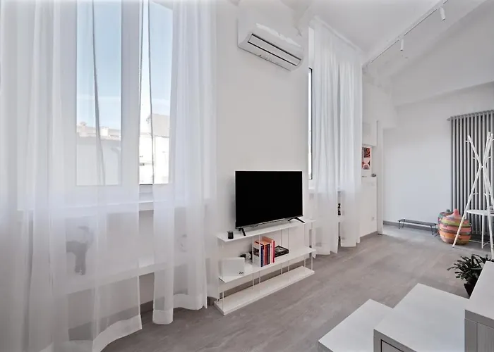 Saronno 7 Apartament Mediolan