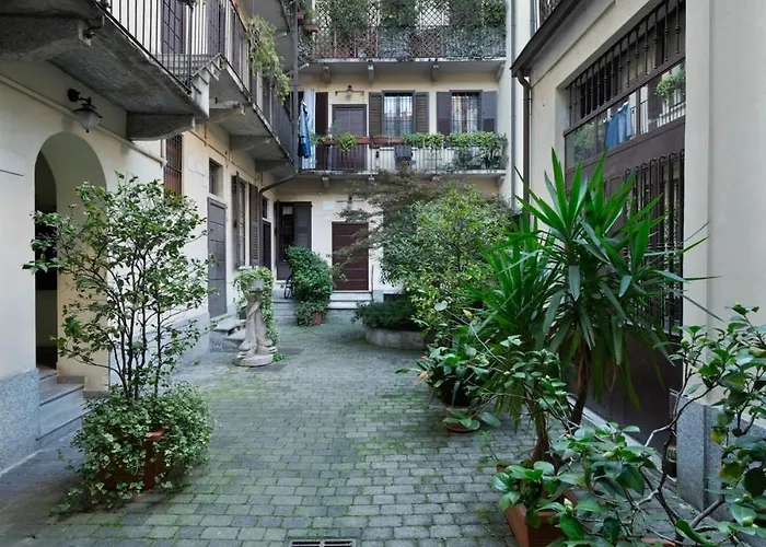 Saronno 7 * Mediolan