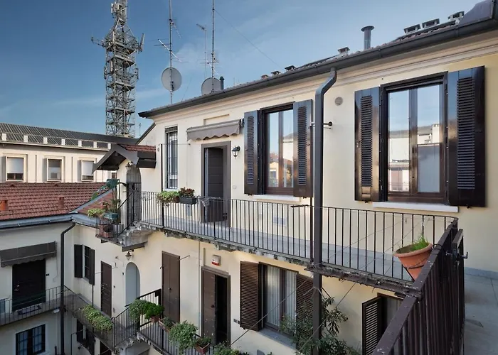 Saronno 7 Apartament *